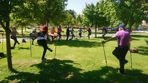 Marcha Nórdica: Clases en el Parque Polvoranca, en Leganés, de 1h 30min.